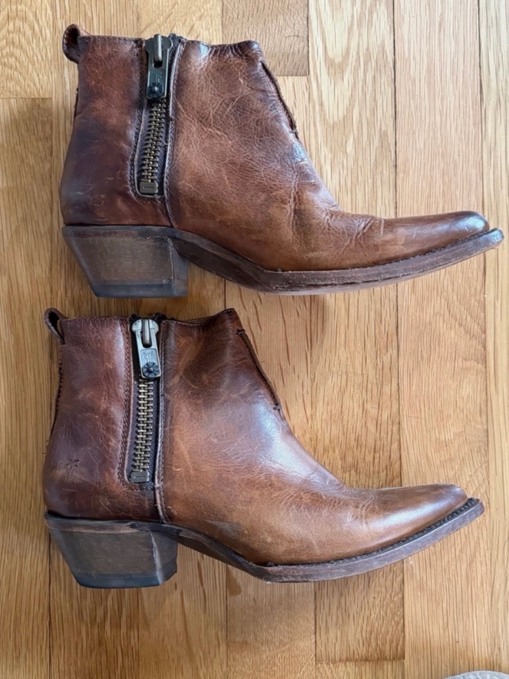 Frye sacha moto Leather Western Ankle Booties – Size 6 - Picture 4 of 6
